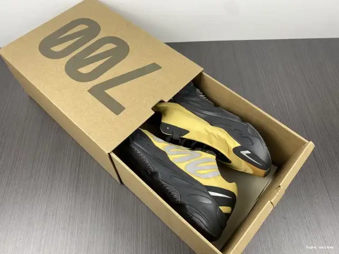 hype GZ0717 Flux' 700 Boost 'Honey Yeezy MNVN 0530